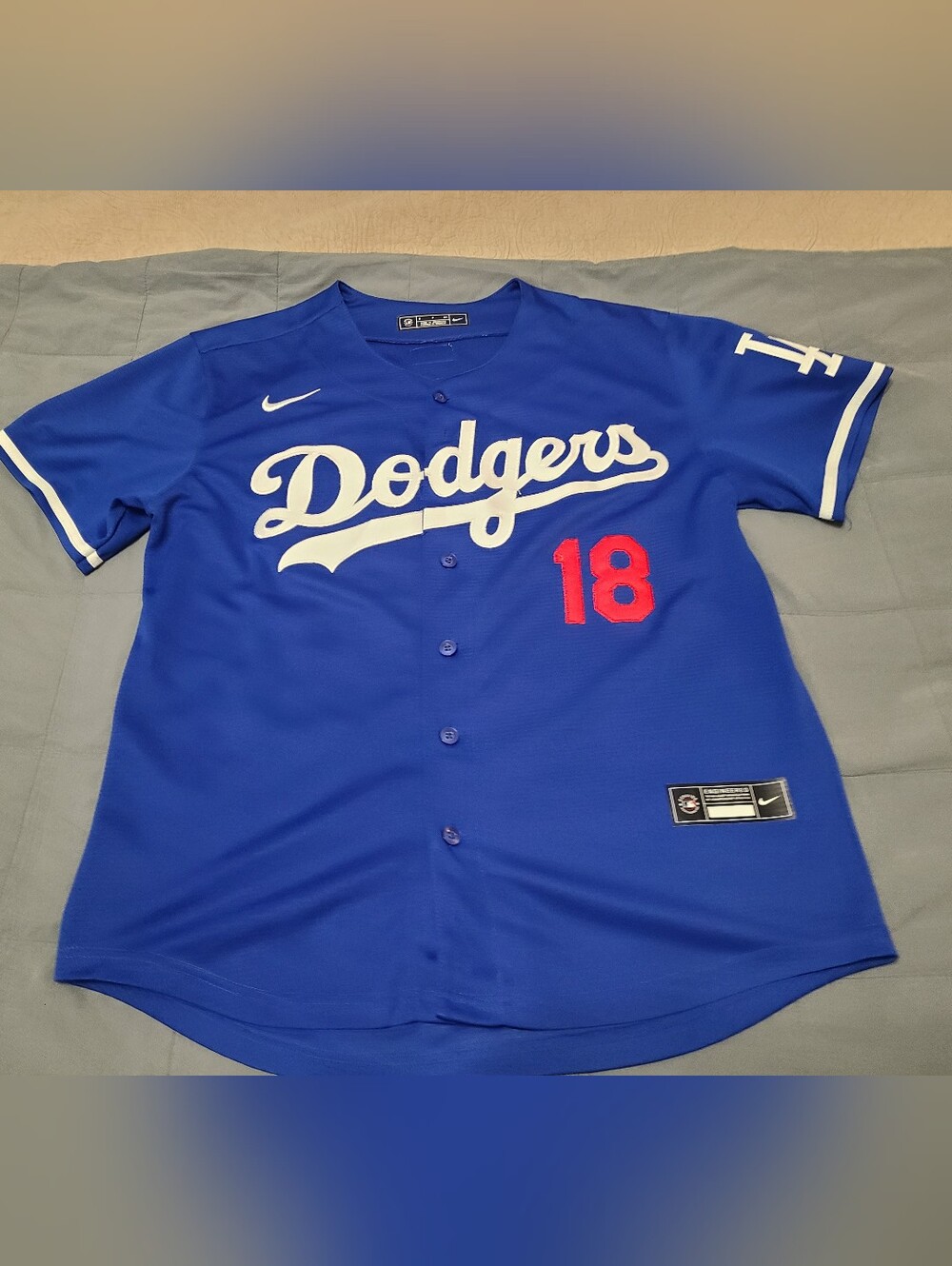 Dodgers Blue Yamamoto 18 Nike Short Sleeve Button Down Jersey Size